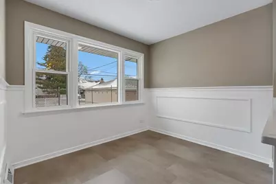 4536 W 100th Place, Oak Lawn, IL 60453 - Photo 12