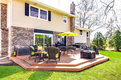 2042 S Goebbert Road, Arlington Heights, IL 60005 - Photo 28