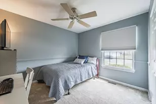 176 Jefferson Ln, Streamwood, IL 60107 - Photo 22