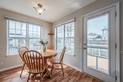 176 Jefferson Lane, Streamwood, IL 60107 - Photo 4