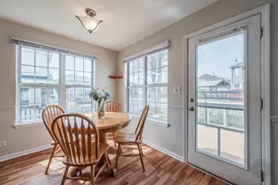 176 Jefferson Ln, Streamwood, IL 60107 - Photo 4