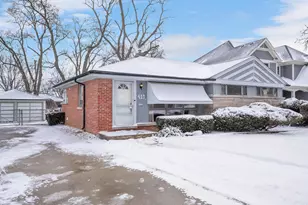 413 N Ridgeland Ave, Elmhurst, IL 60126 - Photo 2