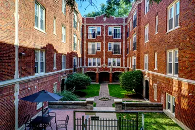 2009 W Jarvis Avenue #3, Chicago, IL 60645 - Photo 1