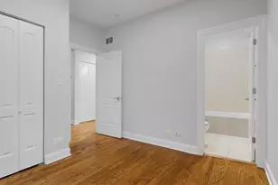 2009 W Jarvis Ave, Chicago, IL 60645 - Photo 6