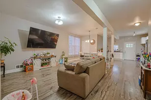 608 S 12th Ave, Maywood, IL 60153 - Photo 4