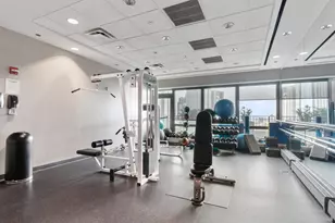 130 N Garland Ct, Chicago, IL 60602 - Photo 32