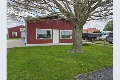 [Address not provided], Sandwich, IL 60548 - Photo 2