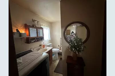 410 S Walnut Street, Sesser, IL 62884 - Photo 22