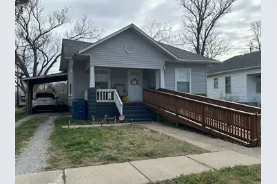 410 S Walnut Street, Sesser, IL 62884 - Photo 2