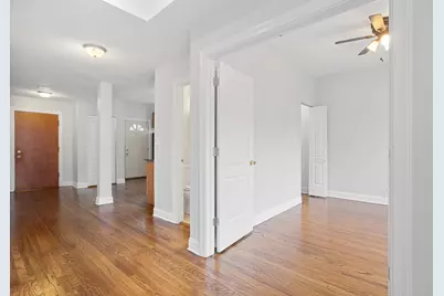 2015 W Jarvis Avenue #2, Chicago, IL 60645 - Photo 8