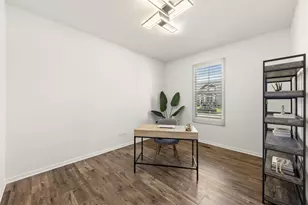 2534 Leander Ct, Woodridge, IL 60517 - Photo 12