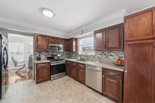 1625 Powder Horn Dr, Algonquin, IL 60102 - Photo 10