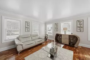 1625 Powder Horn Dr, Algonquin, IL 60102 - Photo 4