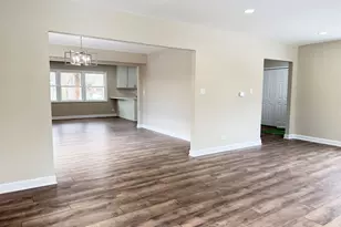 711 Woodhollow Ln, Buffalo Grove, IL 60089 - Photo 16