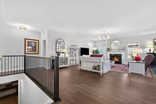 429 Fairway Ln, Sycamore, IL 60178 - Photo 10