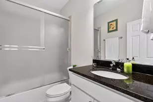 429 Fairway Ln, Sycamore, IL 60178 - Photo 18