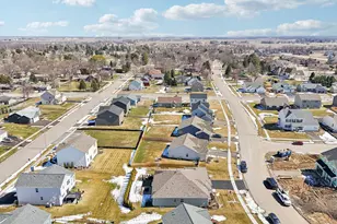 429 Fairway Ln, Sycamore, IL 60178 - Photo 36