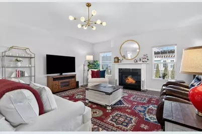 429 Fairway Lane, Sycamore, IL 60178 - Photo 2