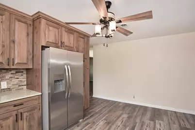 222 Stiles Street, Genoa, IL 60135 - Photo 6