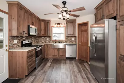 222 Stiles Street, Genoa, IL 60135 - Photo 4