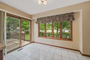 1775 Lakeview Dr, Wheeling, IL 60090 - Photo 2