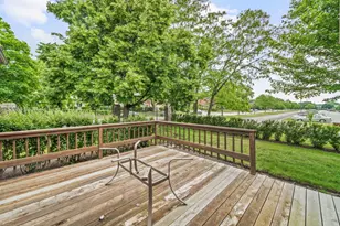 1775 Lakeview Dr, Wheeling, IL 60090 - Photo 18