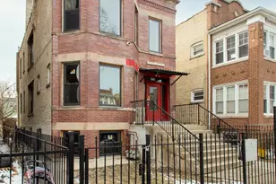 4718 N Central Park Ave, Chicago, IL 60625 - Photo 2