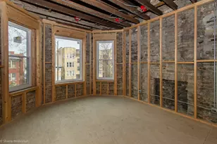 4718 N Central Park Ave, Chicago, IL 60625 - Photo 8