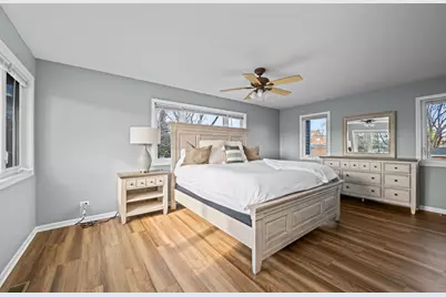 [Address not provided], Arlington Heights, IL 60005 - Photo 16