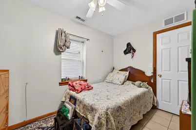 3115 N Oakley Avenue, Chicago, IL 60618 - Photo 38