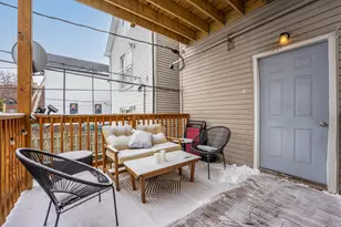 3115 N Oakley Ave, Chicago, IL 60618 - Photo 32