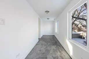 2038 E 73rd St, Chicago, IL 60649 - Photo 14