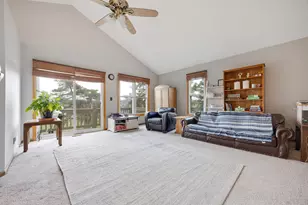 273 Doral Ct, Elk Grove Village, IL 60007 - Photo 8