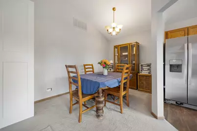 273 Doral Court #A, Elk Grove Village, IL 60007 - Photo 4