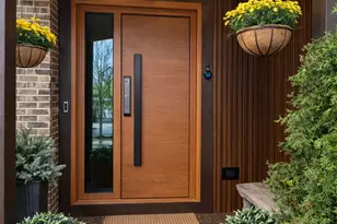 55 Willow Rd, Wheeling, IL 60090 - Photo 2