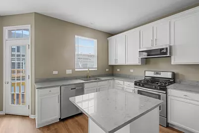 1475 W Sedgewood Court #1475, Round Lake, IL 60073 - Photo 6