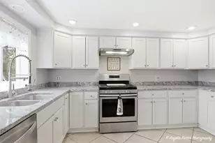 4813 Wildwood Dr, McHenry, IL 60051 - Photo 12