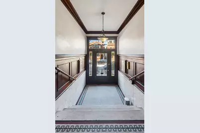 1467 W Catalpa Avenue #2W, Chicago, IL 60640 - Photo 2