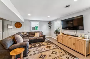 300 Norton St, Lombard, IL 60148 - Photo 18