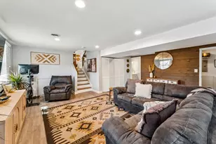 300 Norton St, Lombard, IL 60148 - Photo 20