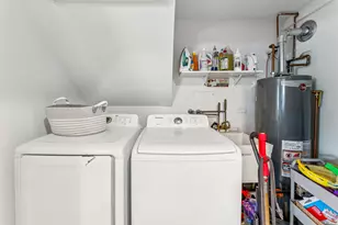 300 Norton St, Lombard, IL 60148 - Photo 24