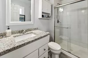 300 Norton St, Lombard, IL 60148 - Photo 14