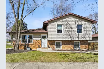 300 Norton Street, Lombard, IL 60148 - Photo 2