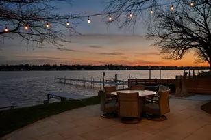 795 Oak Ct, Crystal Lake, IL 60014 - Photo 1