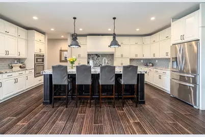 9909 Decatur Road, Marion, IL 62959 - Photo 14