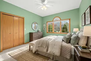 30338 Pebble Beach Cir, Genoa, IL 60135 - Photo 18