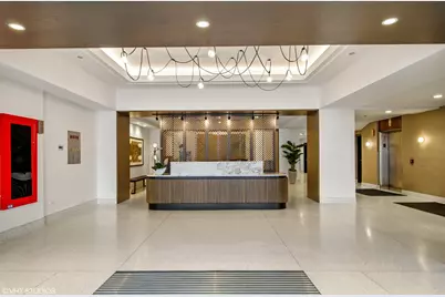 165 N Canal Street #1414, Chicago, IL 60606 - Photo 2