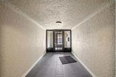 230 Elmwood Avenue #1S, Evanston, IL 60202 - Photo 2