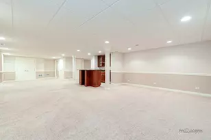 2059 Broadmoor Ln, Vernon Hills, IL 60061 - Photo 30