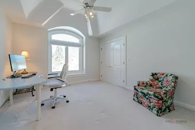 2059 Broadmoor Lane, Vernon Hills, IL 60061 - Photo 26